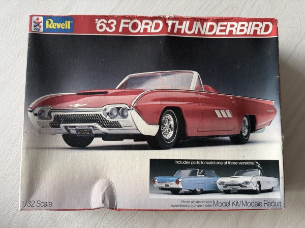 Rivell 1963 Ford Thunderbird Model Kit