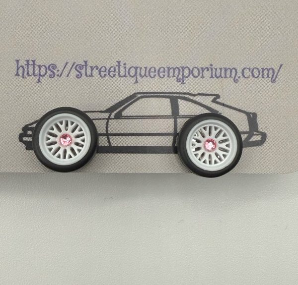 Diecast Wheel Stud Earrings (White Mesh w/Pink Stone)