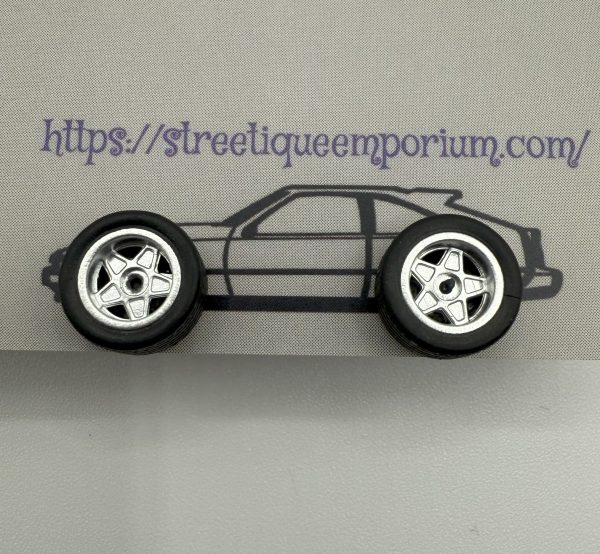 Diecast Wheel Stud Earrings (5 Spoke Silver)