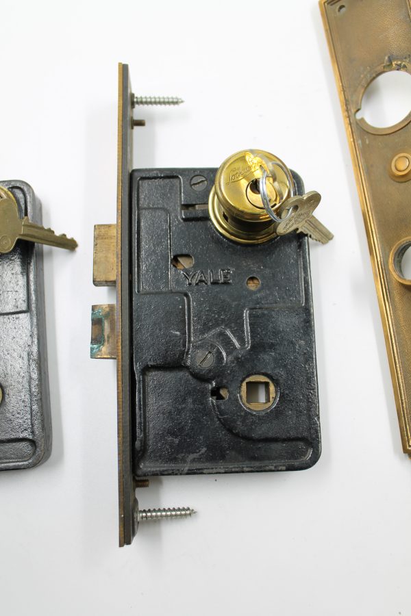 Book-Cadillac Hotel Original Door Knob/Lock Set of Two - Image 5