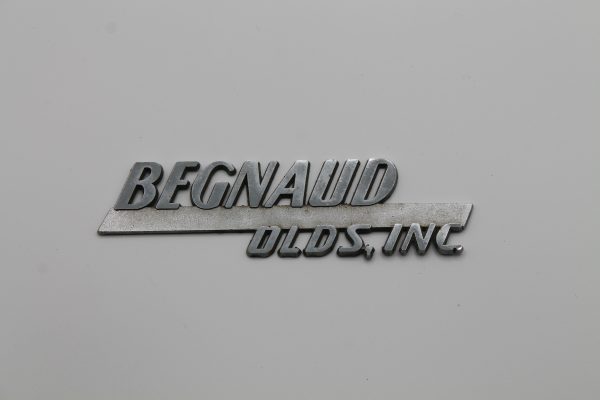 Begnaud Olds, Inc. Oldsmobile Dealer Emblem - Metal